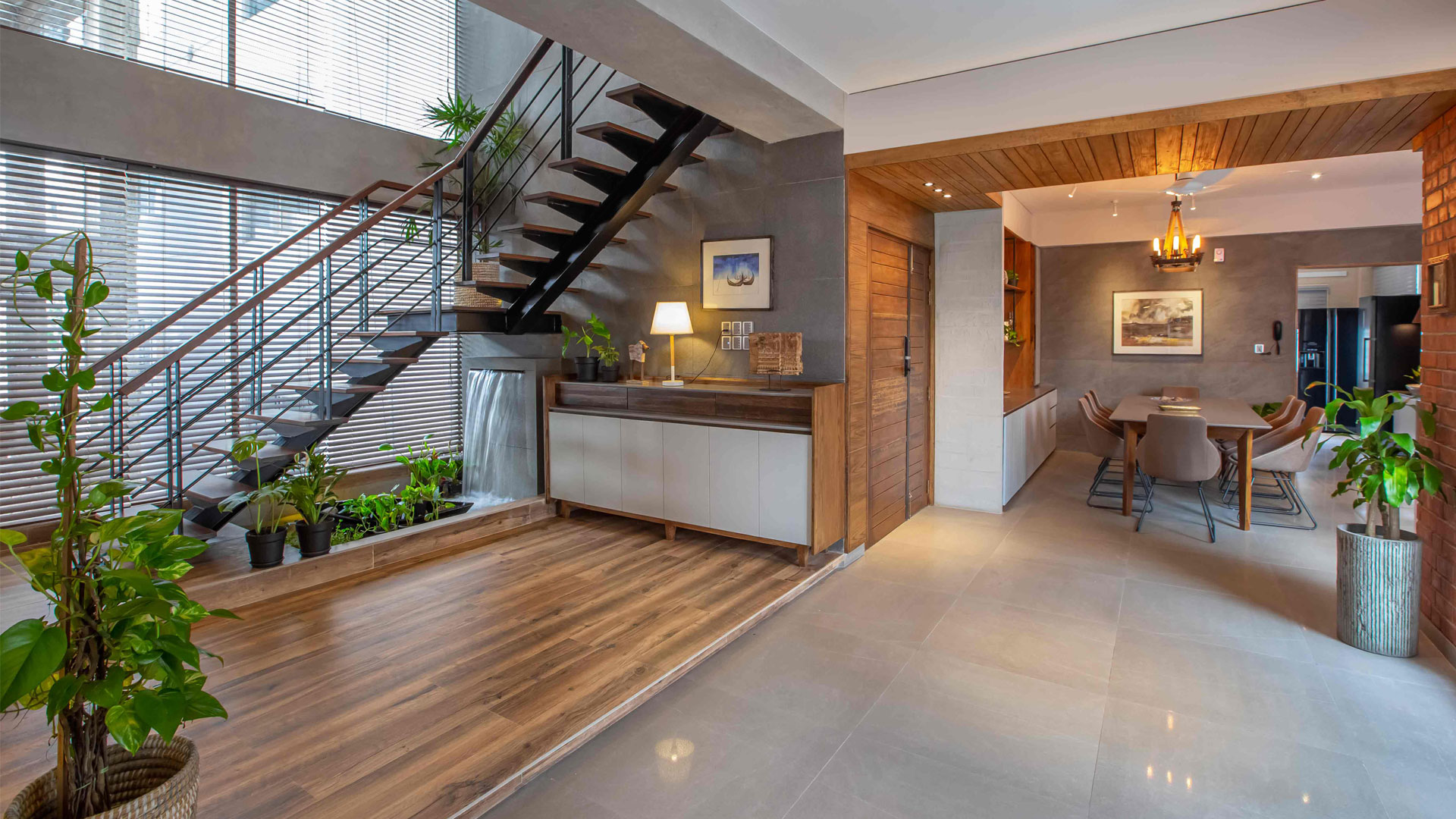stair_for_duplex_apartment_Zero_inch_interior's_ltd