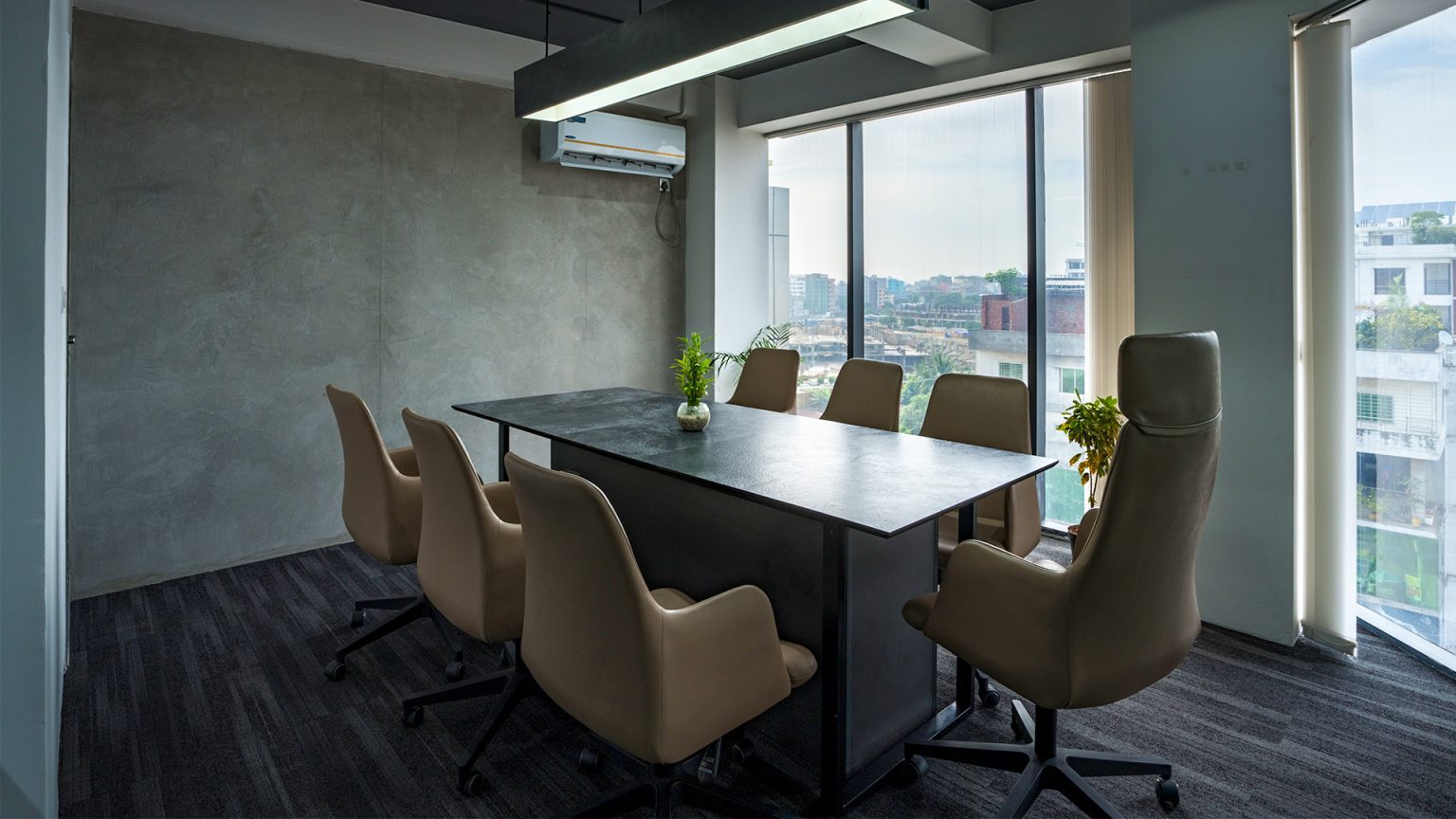 sleek corporate Office Interior Design